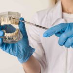 Quante tecniche di implantologia dentale esistono?