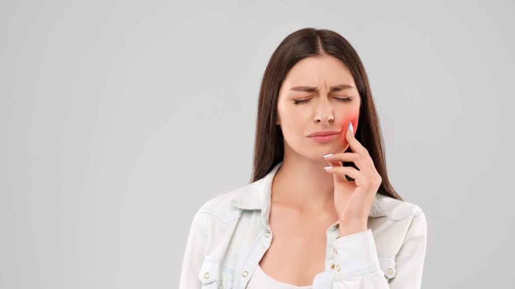 Il dente del giudizio storto: perché è un problema? Quali sono le conseguenze? 27 Mingione Luglio 2021 news dente del giudizio storto